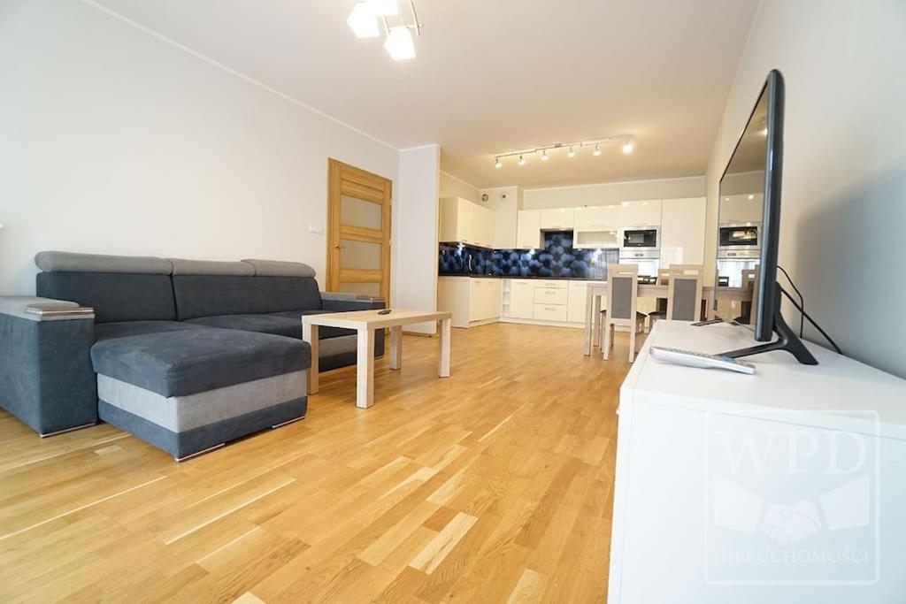 Big Apartment - Old Town - 3 Rooms - Private Parking Βρότσλαβ Εξωτερικό φωτογραφία