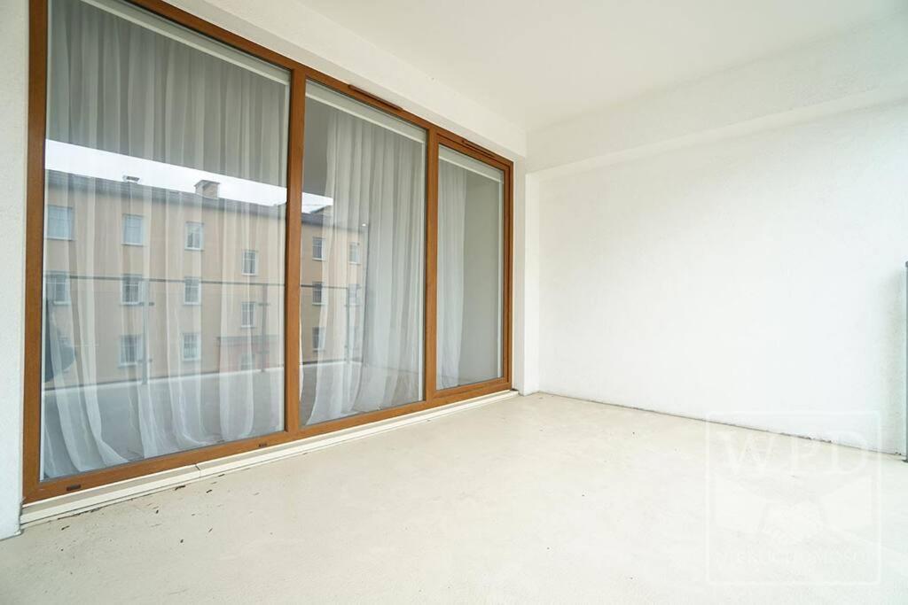 Big Apartment - Old Town - 3 Rooms - Private Parking Βρότσλαβ Εξωτερικό φωτογραφία