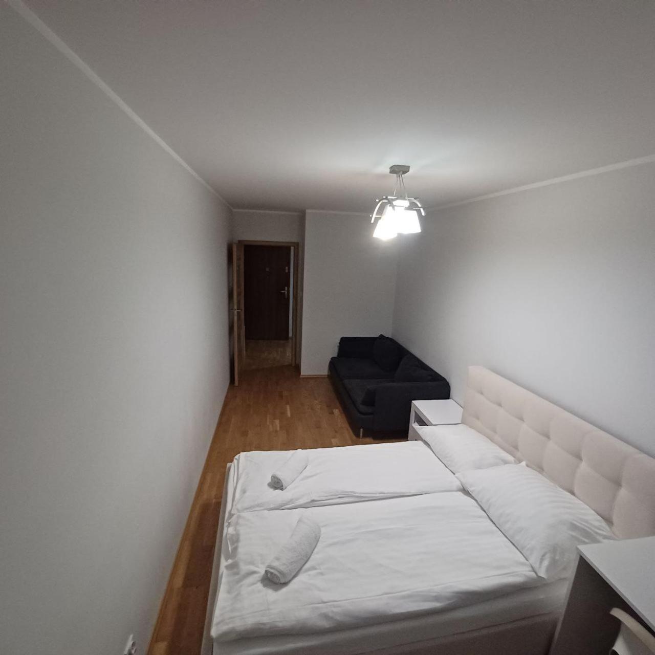 Big Apartment - Old Town - 3 Rooms - Private Parking Βρότσλαβ Εξωτερικό φωτογραφία