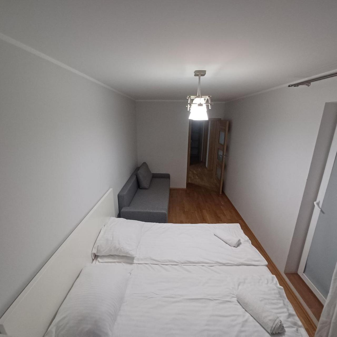 Big Apartment - Old Town - 3 Rooms - Private Parking Βρότσλαβ Εξωτερικό φωτογραφία